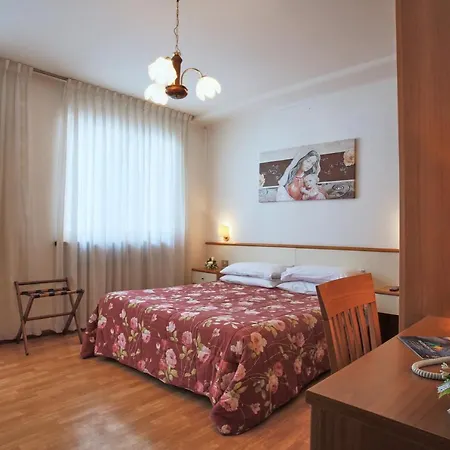 Usignolo 3*