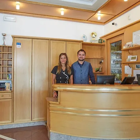 Usignolo 3*